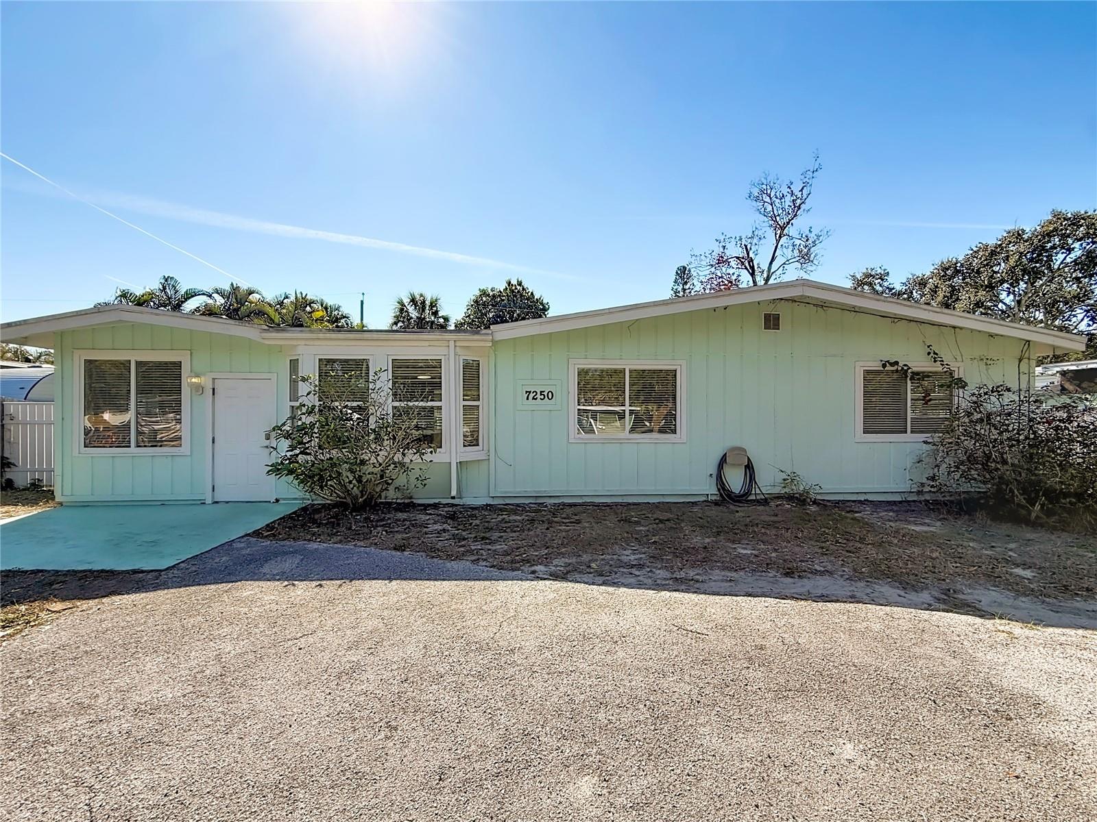 7250 12TH AVE N, ST PETERSBURG, FL, 33710