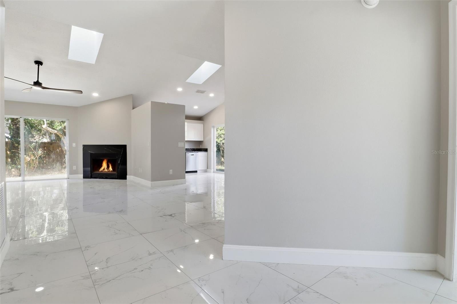 676 WEYBRIDGE CT, LAKE MARY, FL, 32746