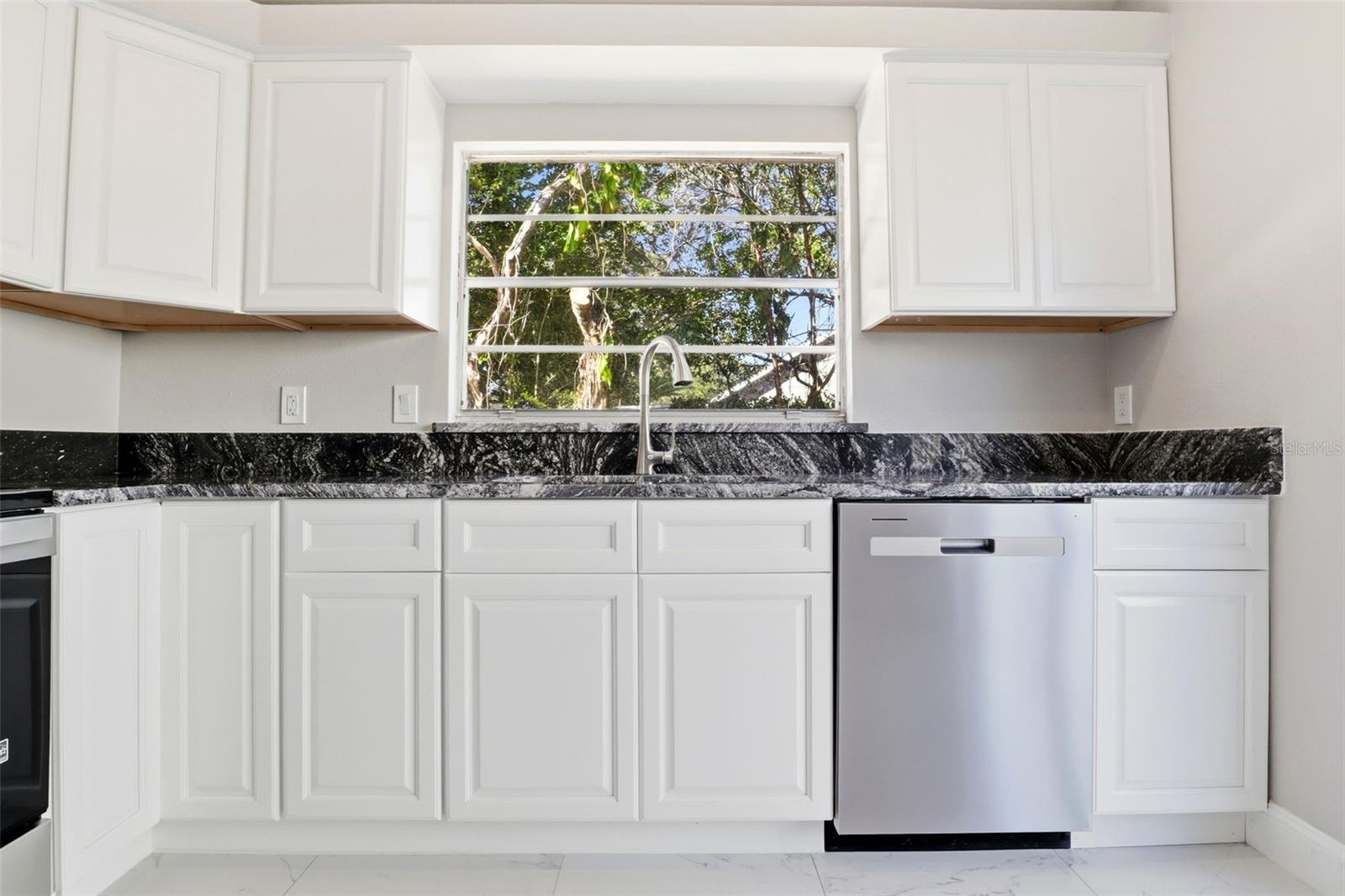 676 WEYBRIDGE CT, LAKE MARY, FL, 32746