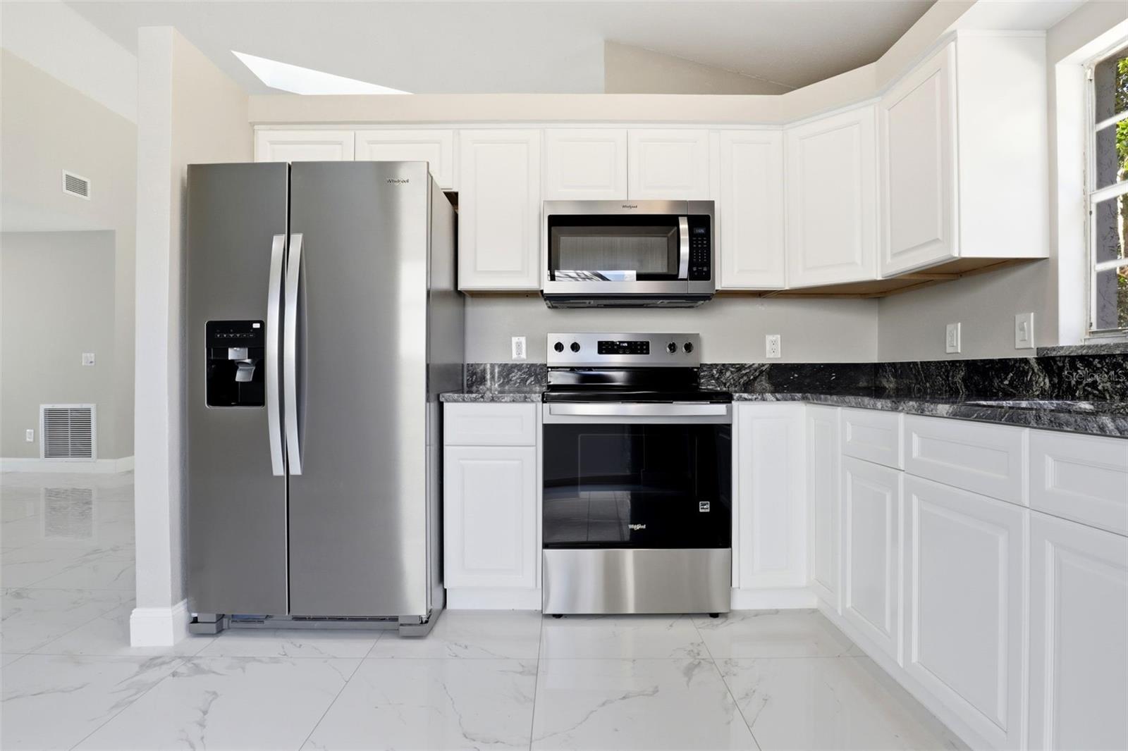 676 WEYBRIDGE CT, LAKE MARY, FL, 32746