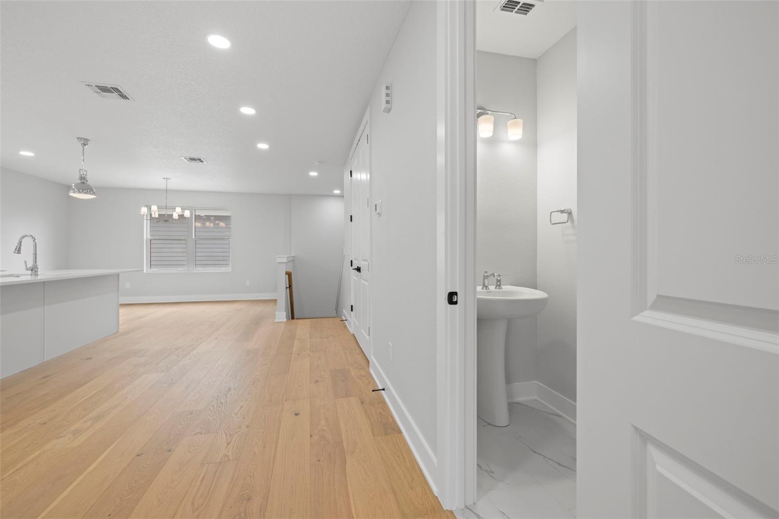 4208 W CARMEN ST #B, TAMPA, FL, 33609