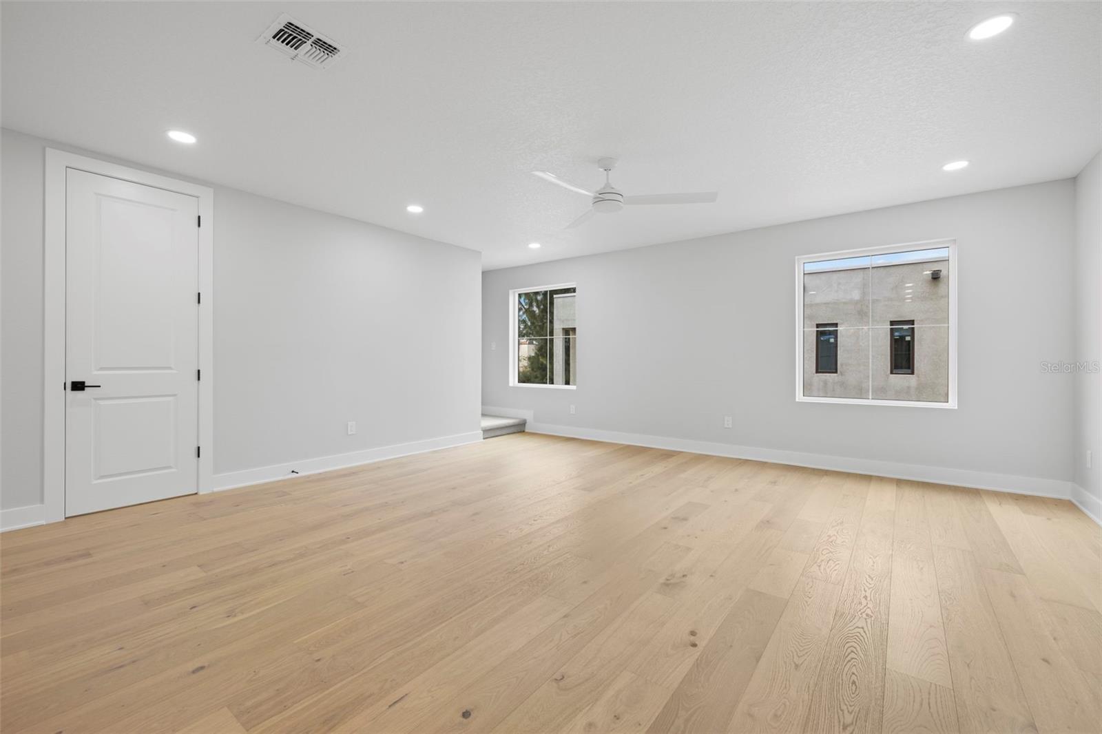 4208 W CARMEN ST #B, TAMPA, FL, 33609