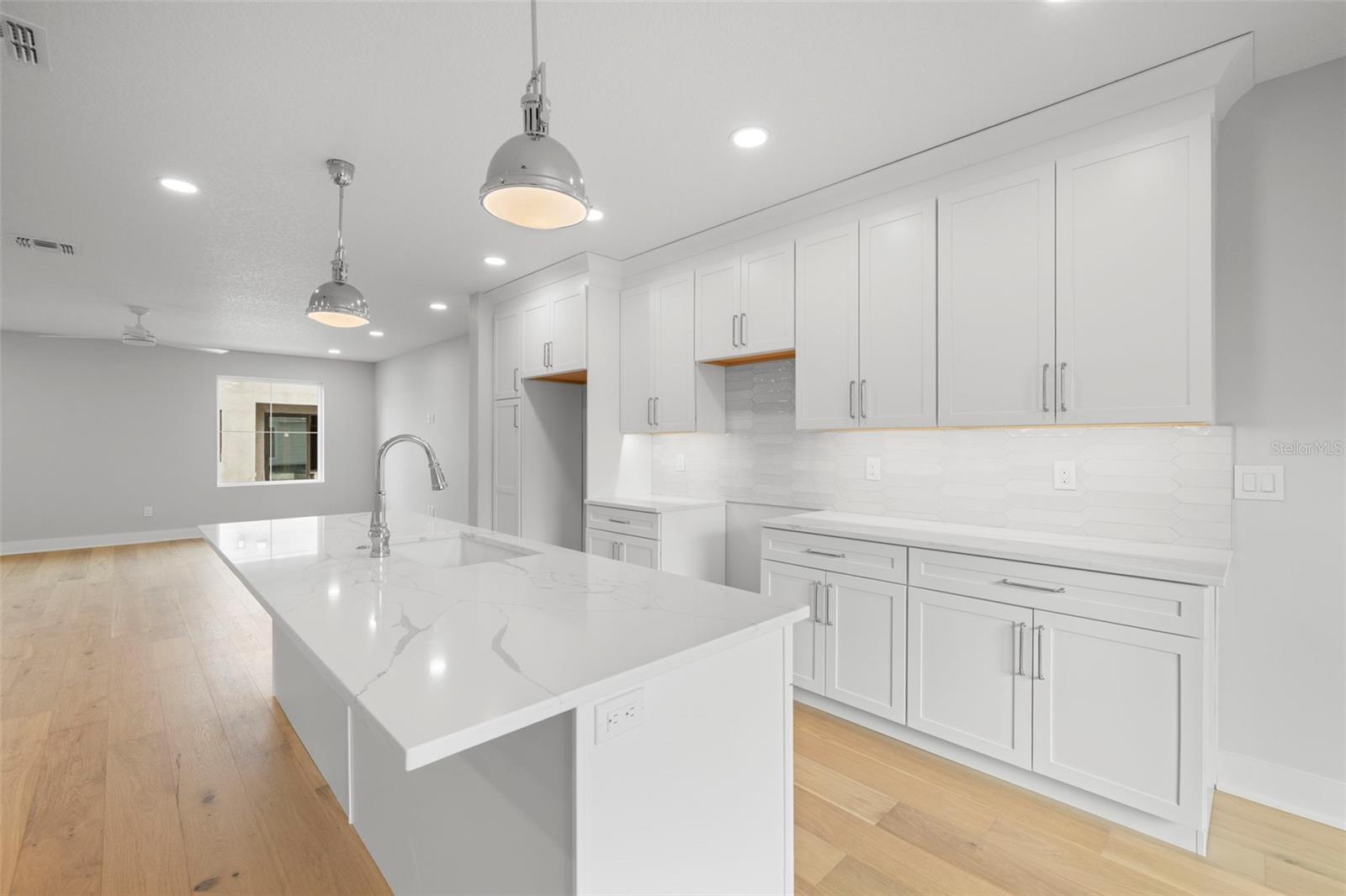 4208 W CARMEN ST #B, TAMPA, FL, 33609