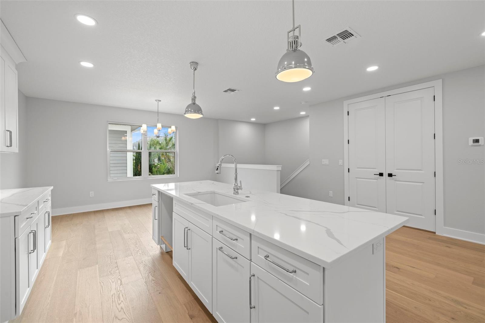 4208 W CARMEN ST #B, TAMPA, FL, 33609