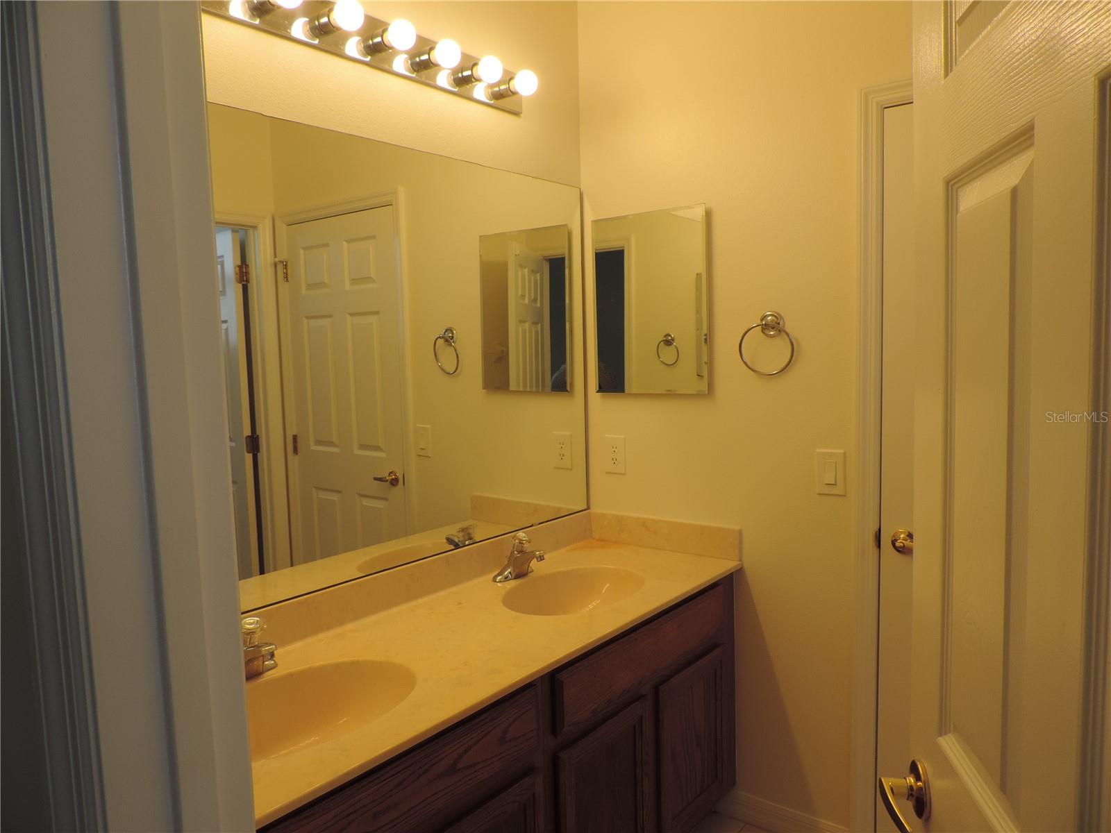 2604 LUTZA WAY, KISSIMMEE, FL, 34746