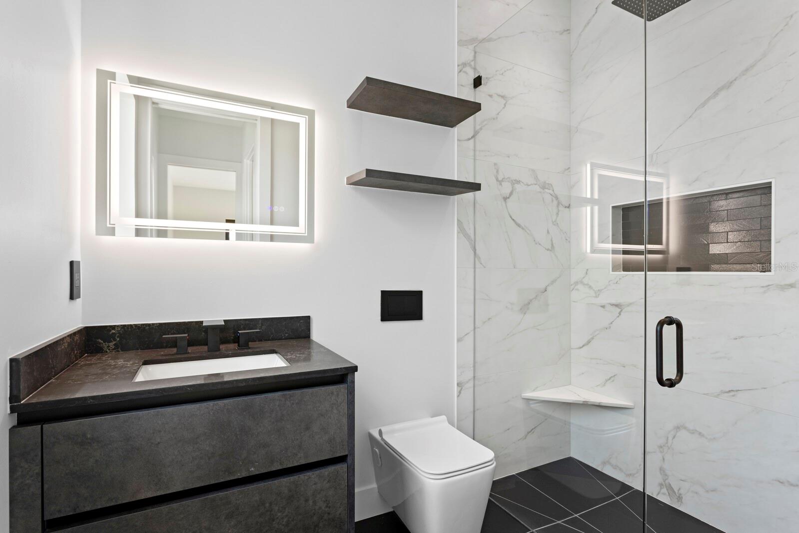 TB8471775 Property Photo