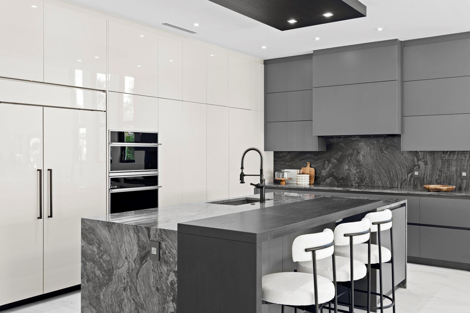 TB8471775 Property Photo