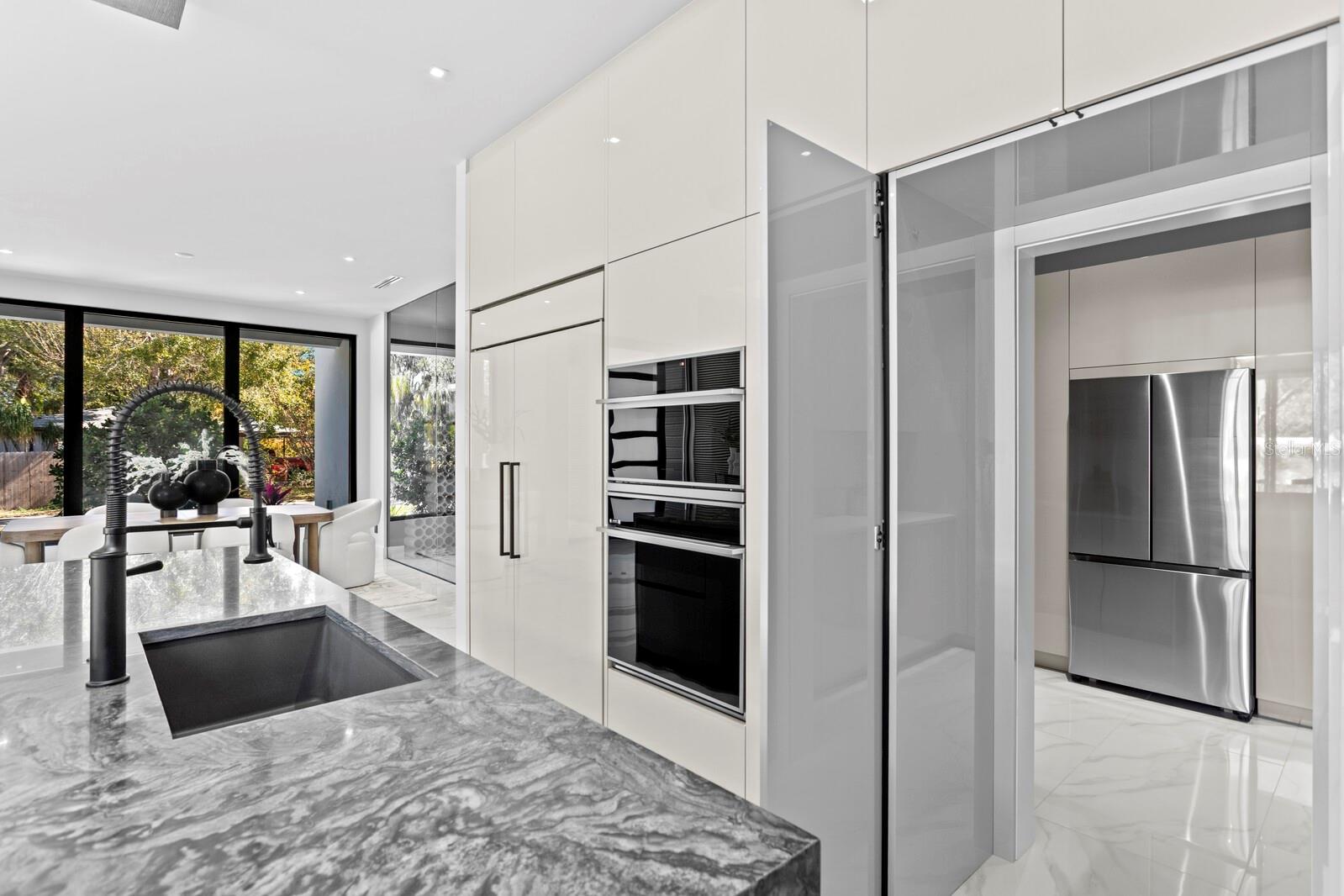 TB8471775 Property Photo