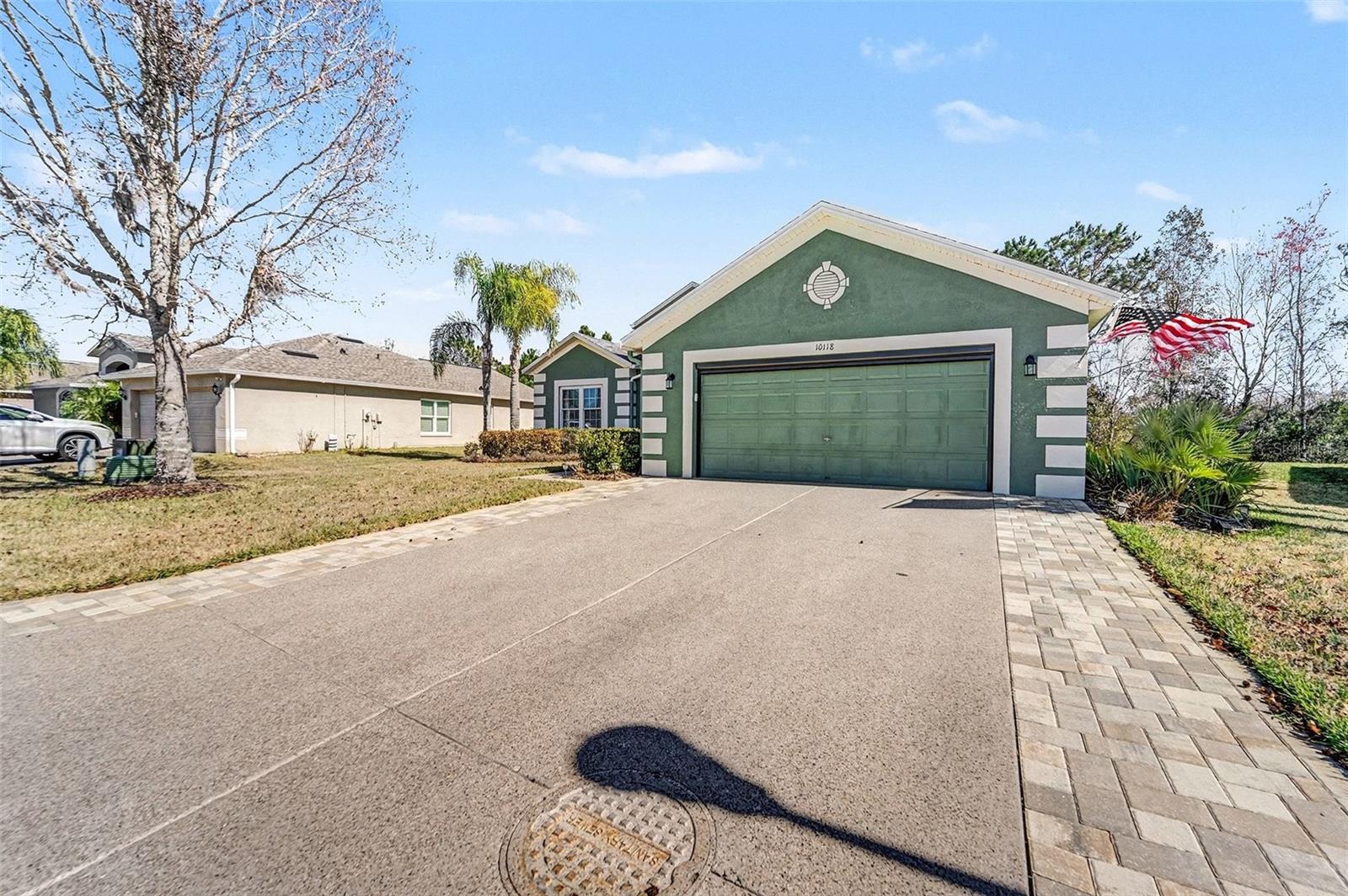 10118 CLEGHORN DR, SAN ANTONIO, FL, 33576