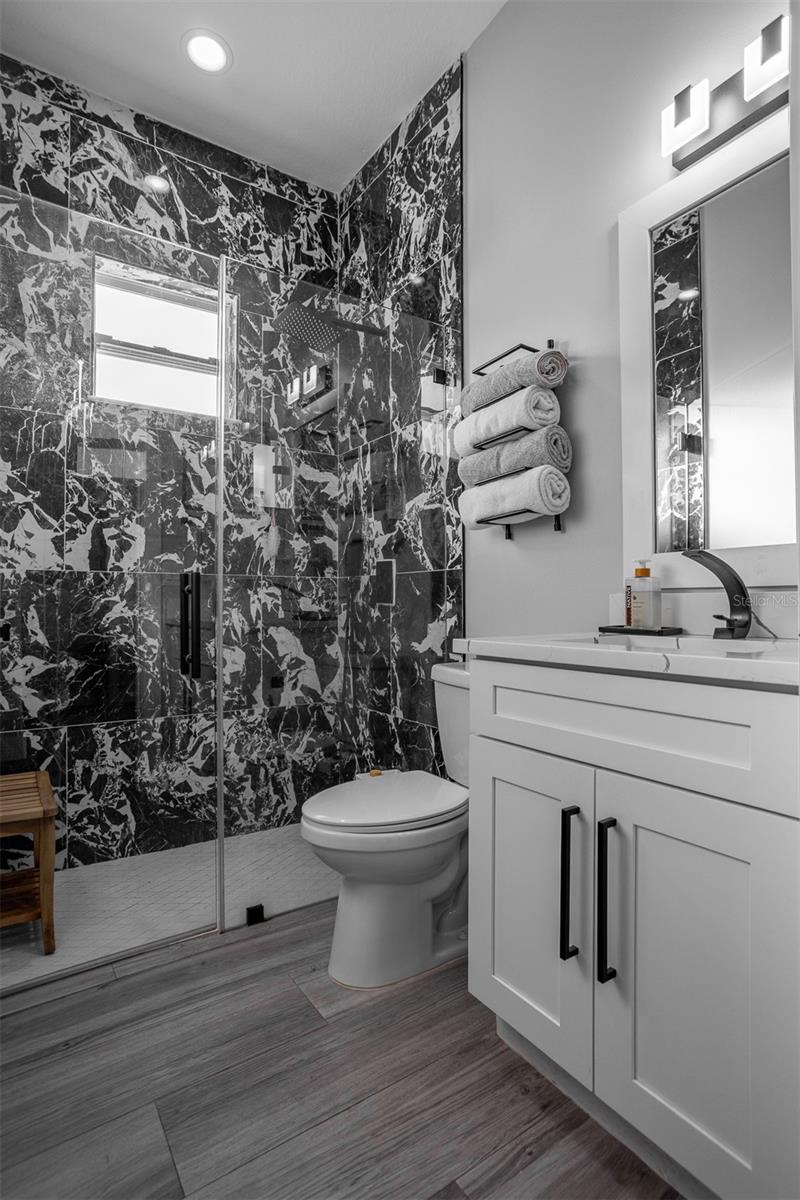 3301 W DEWEY ST, TAMPA, FL, 33607