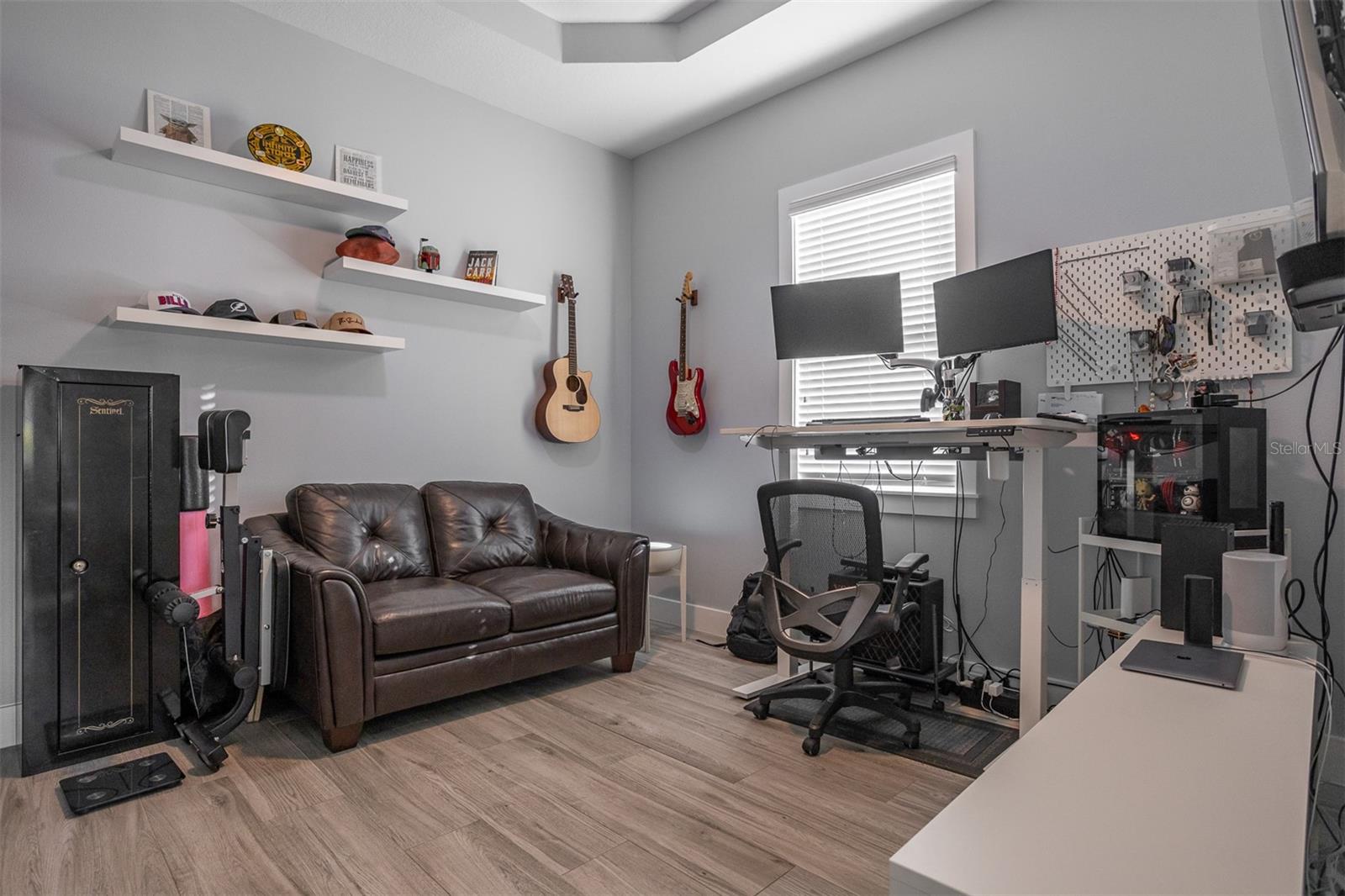 3301 W DEWEY ST, TAMPA, FL, 33607