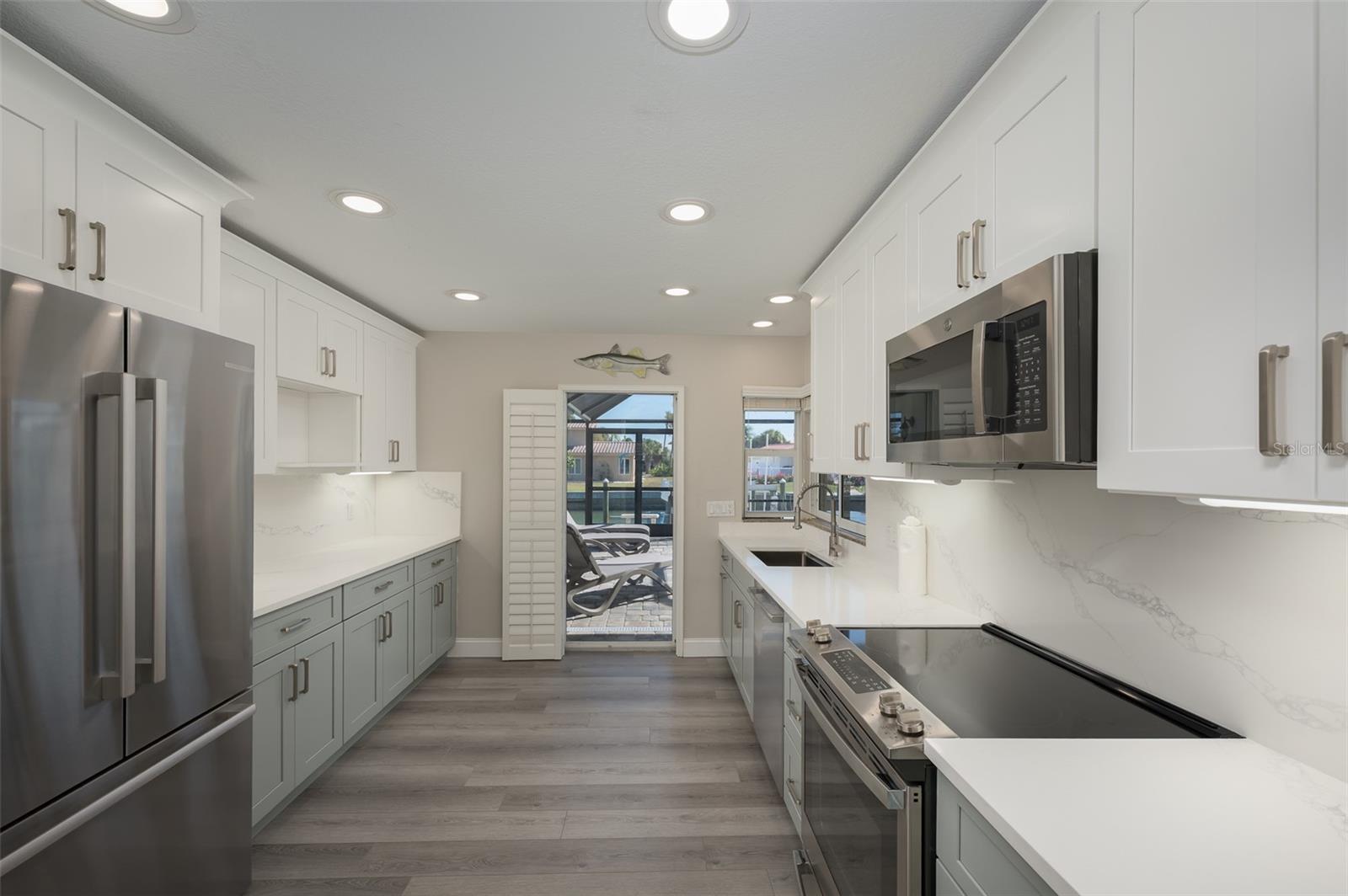 548 GUNWALE LN, LONGBOAT KEY, FL, 34228