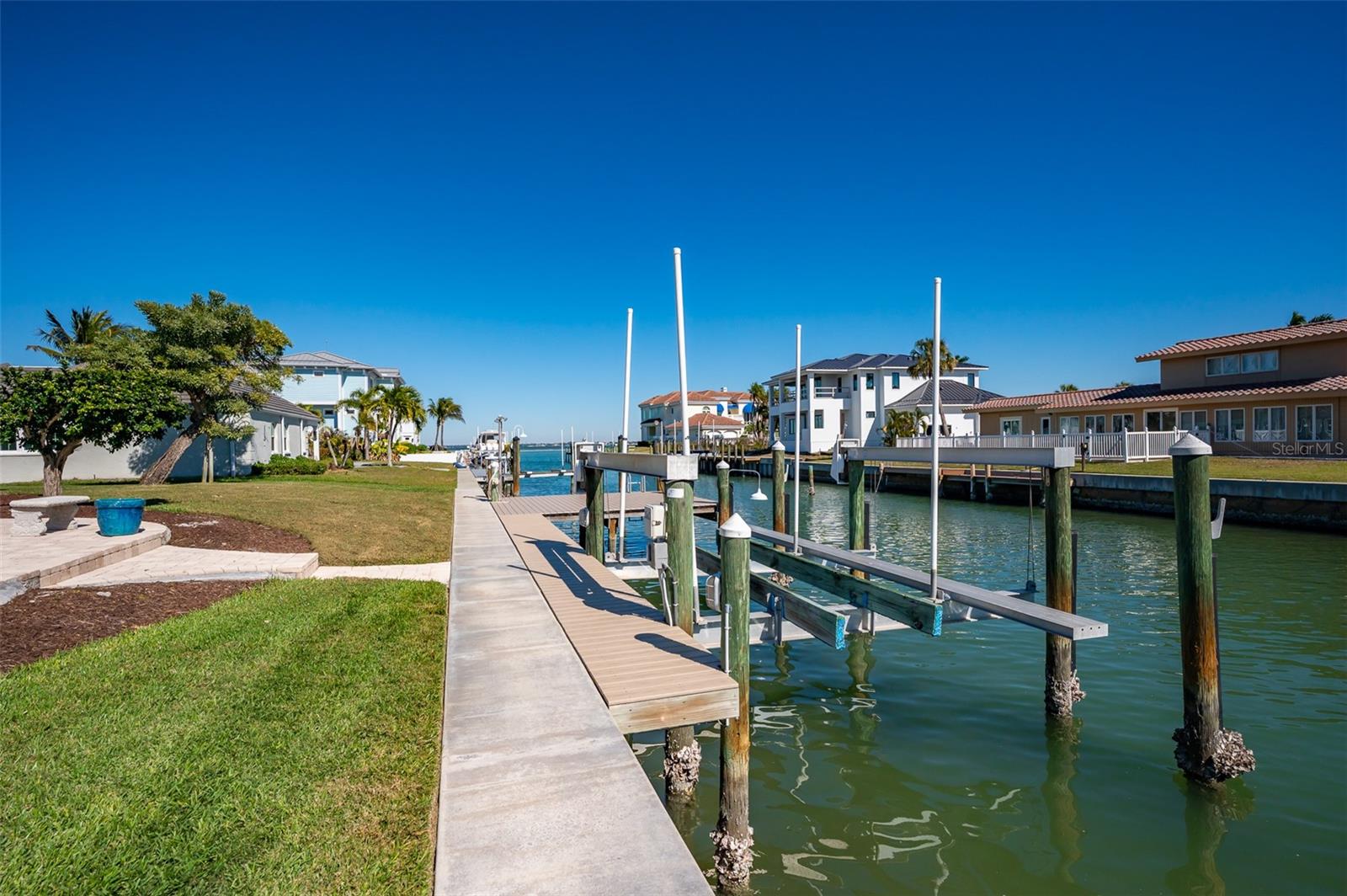548 GUNWALE LN, LONGBOAT KEY, FL, 34228