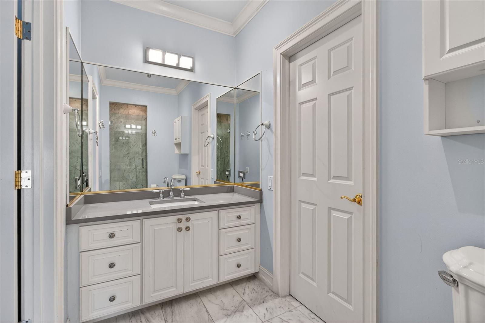1100 TORTUGA CIR NE, ST PETERSBURG, FL, 33702