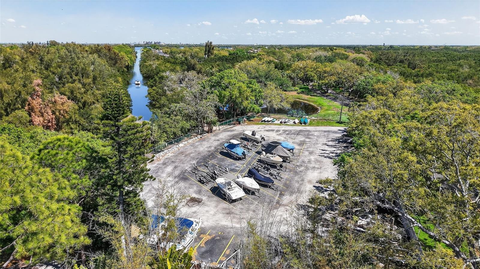 1100 TORTUGA CIR NE, ST PETERSBURG, FL, 33702