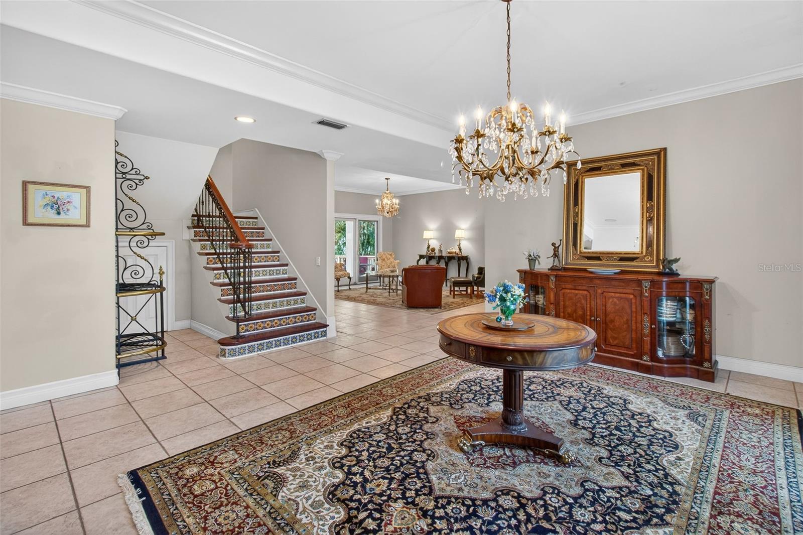 1100 TORTUGA CIR NE, ST PETERSBURG, FL, 33702
