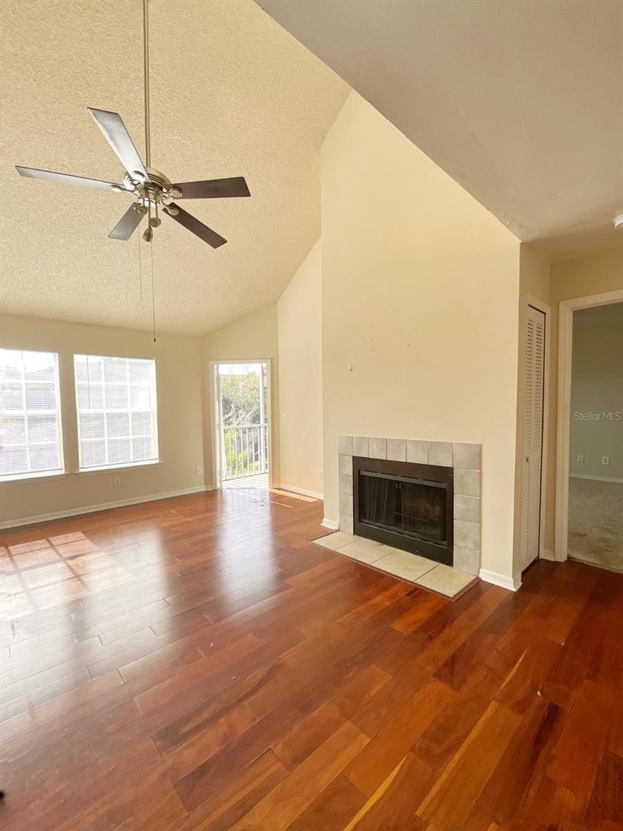 6148 WESTGATE DR #302, ORLANDO, FL, 32835