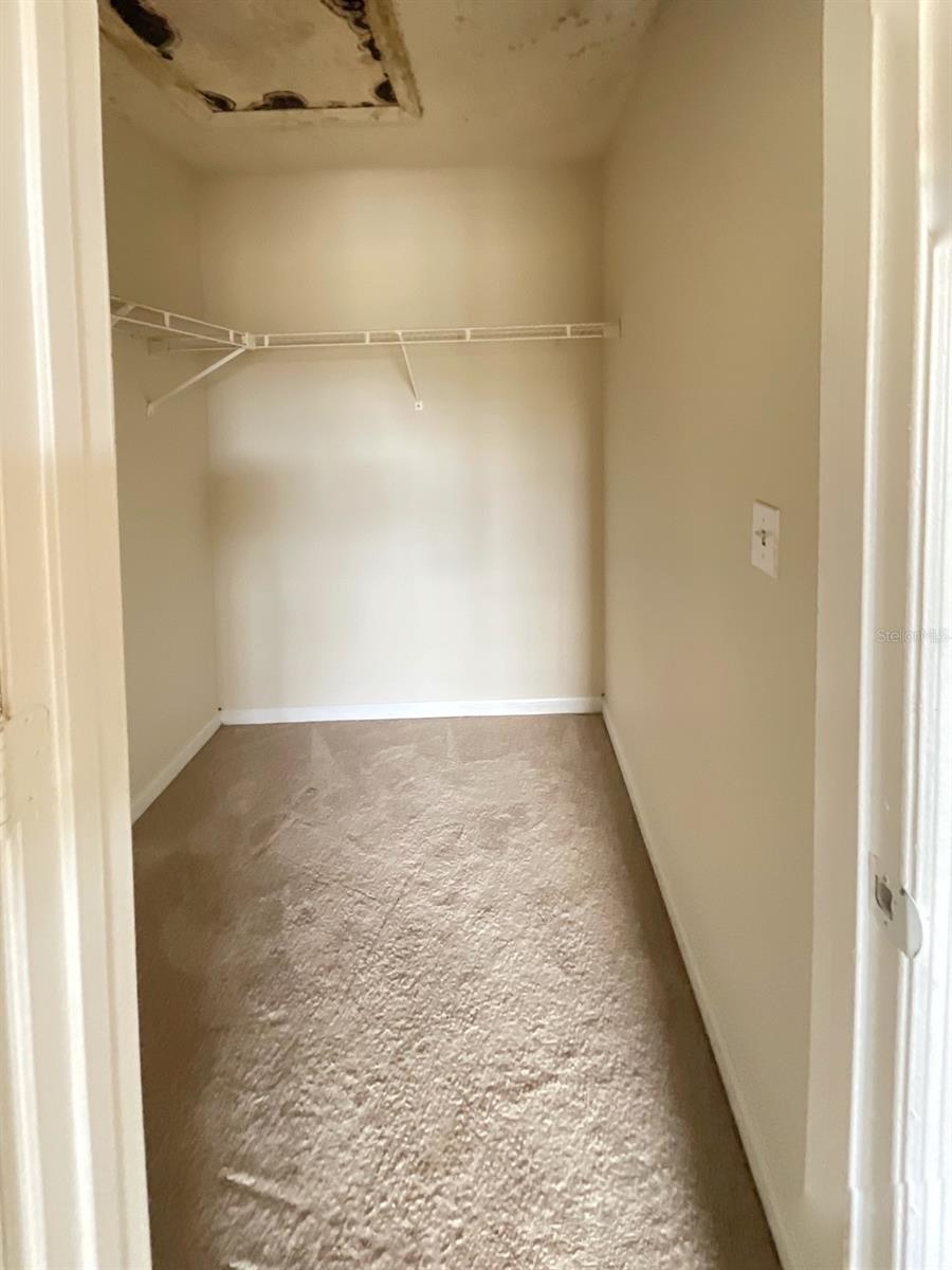 6148 WESTGATE DR #302, ORLANDO, FL, 32835