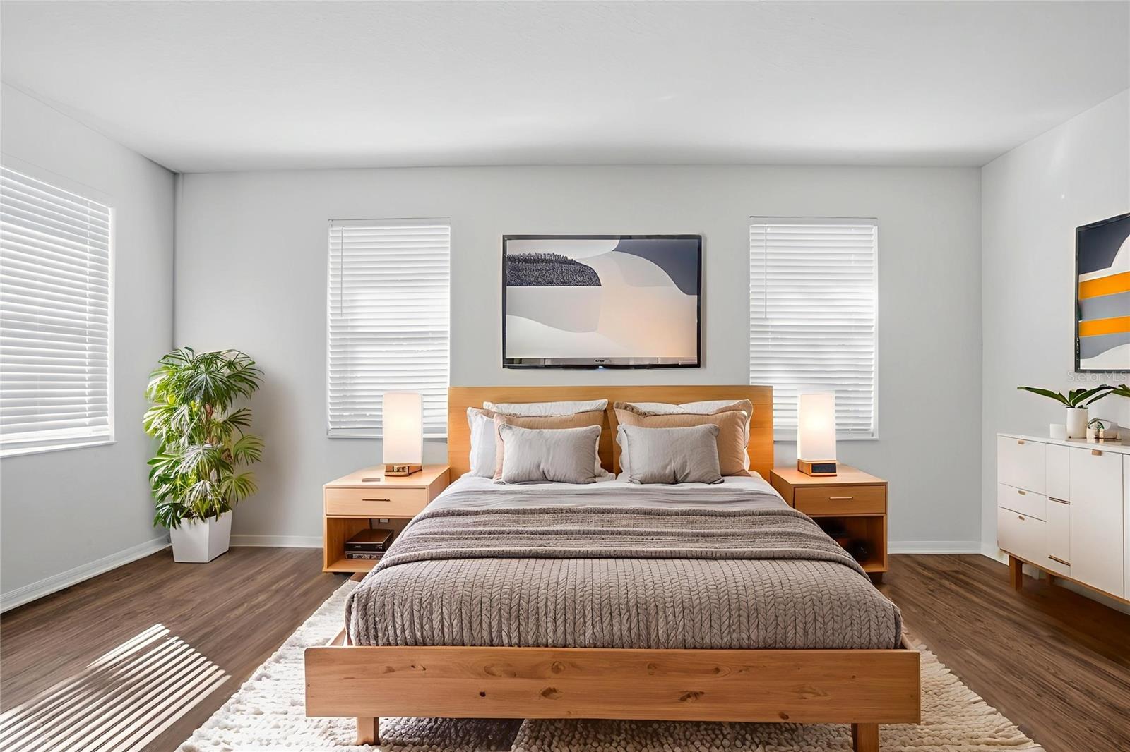 1125 ANDREW AVILES CIR, TAMPA, FL, 33619