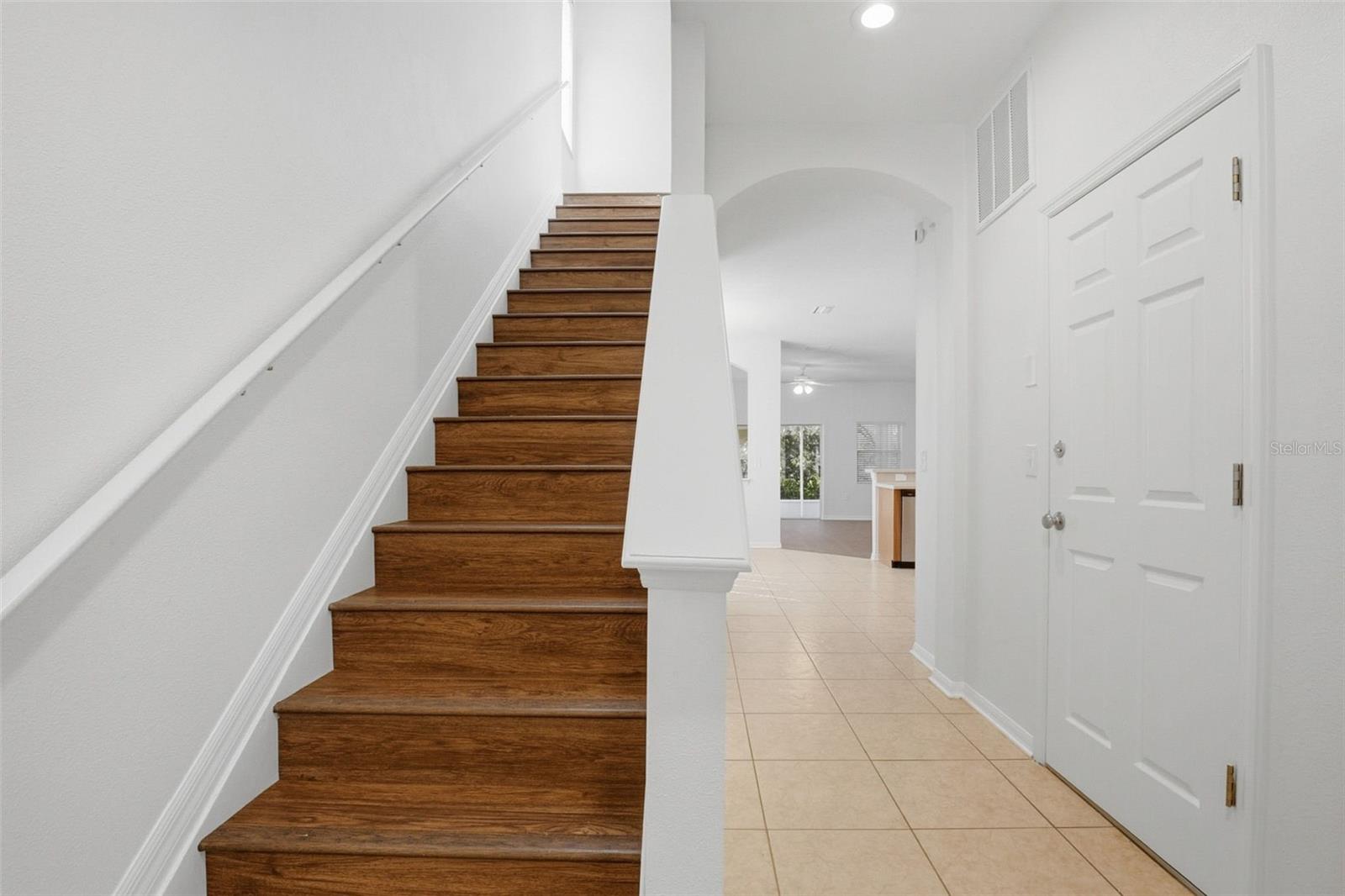 1125 ANDREW AVILES CIR, TAMPA, FL, 33619