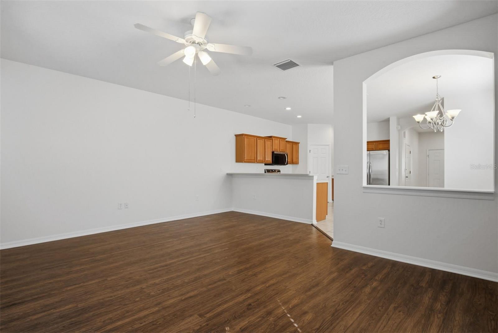 1125 ANDREW AVILES CIR, TAMPA, FL, 33619