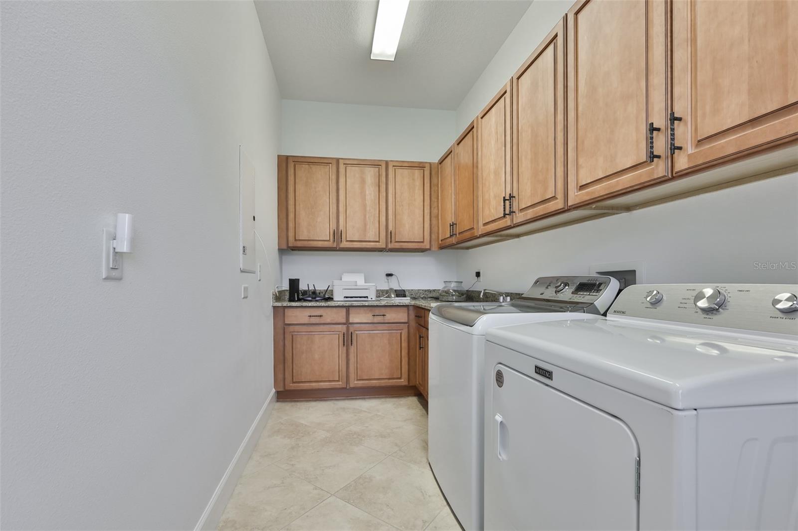 2233 S PEBBLE BEACH BLVD, SUN CITY CENTER, FL, 33573