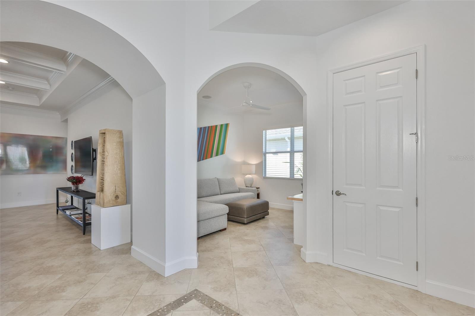 2233 S PEBBLE BEACH BLVD, SUN CITY CENTER, FL, 33573