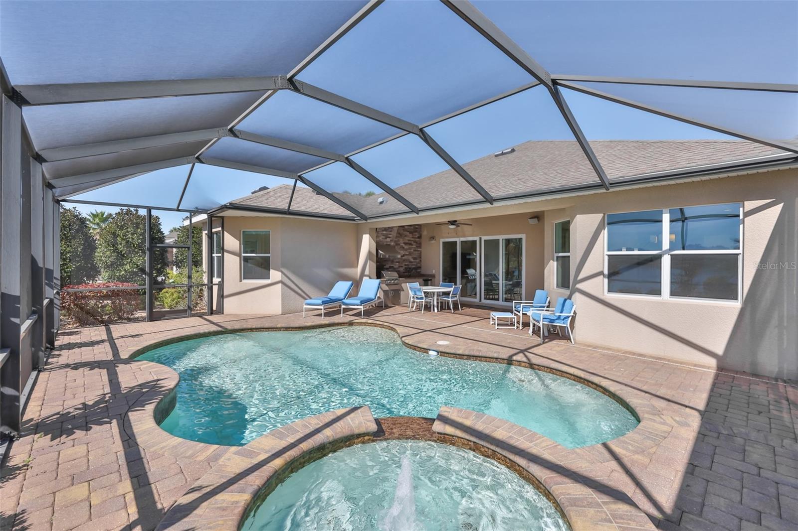 2233 S PEBBLE BEACH BLVD, SUN CITY CENTER, FL, 33573