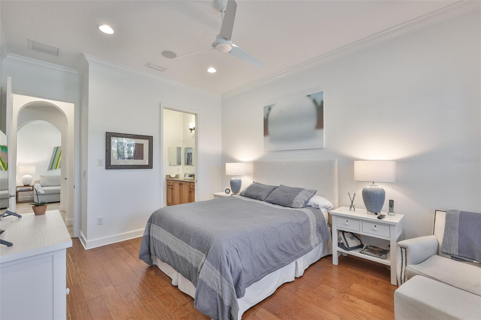 2233 S PEBBLE BEACH BLVD, SUN CITY CENTER, FL, 33573