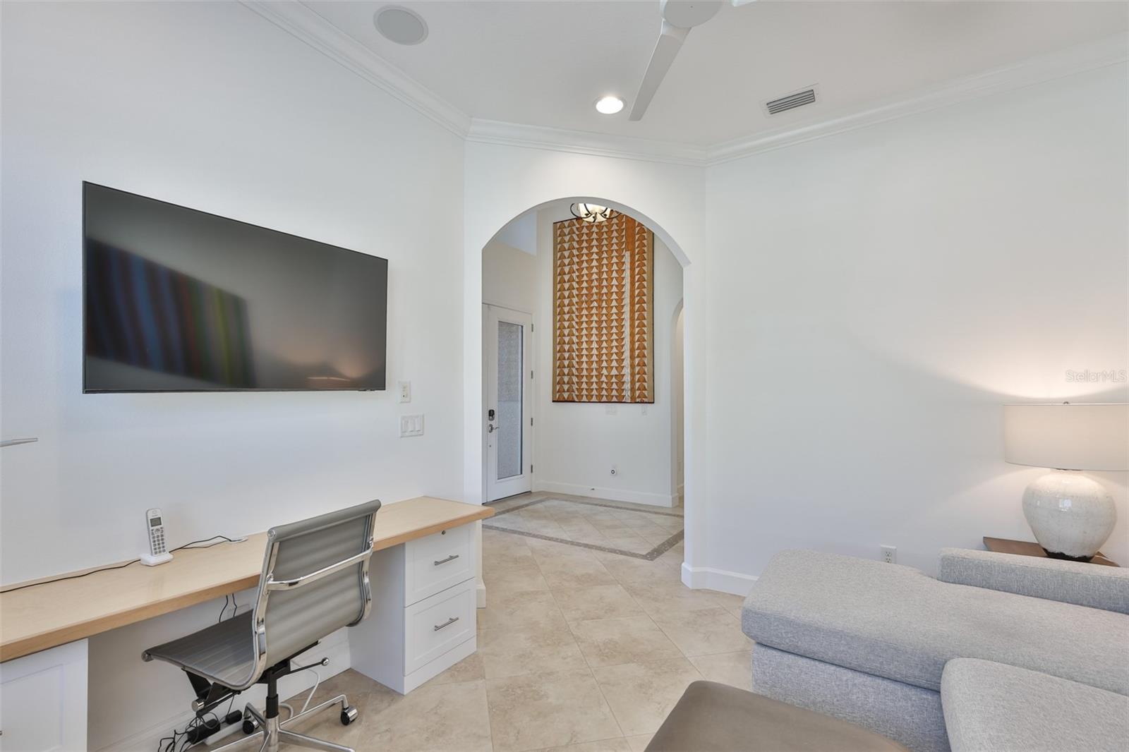 2233 S PEBBLE BEACH BLVD, SUN CITY CENTER, FL, 33573