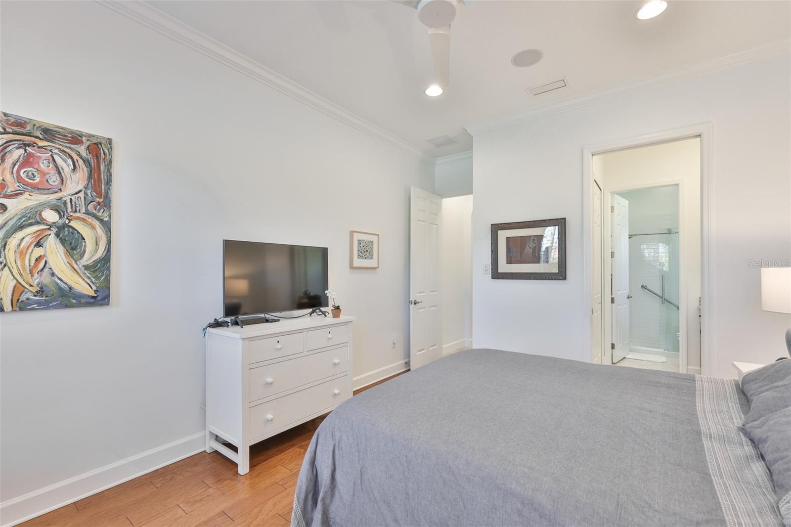 2233 S PEBBLE BEACH BLVD, SUN CITY CENTER, FL, 33573