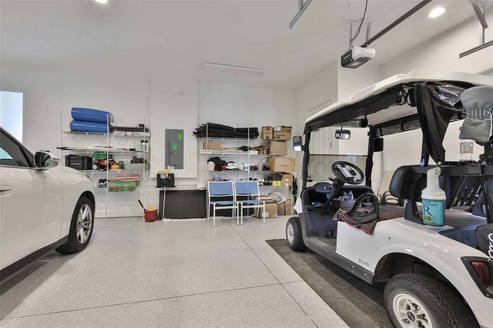 2233 S PEBBLE BEACH BLVD, SUN CITY CENTER, FL, 33573