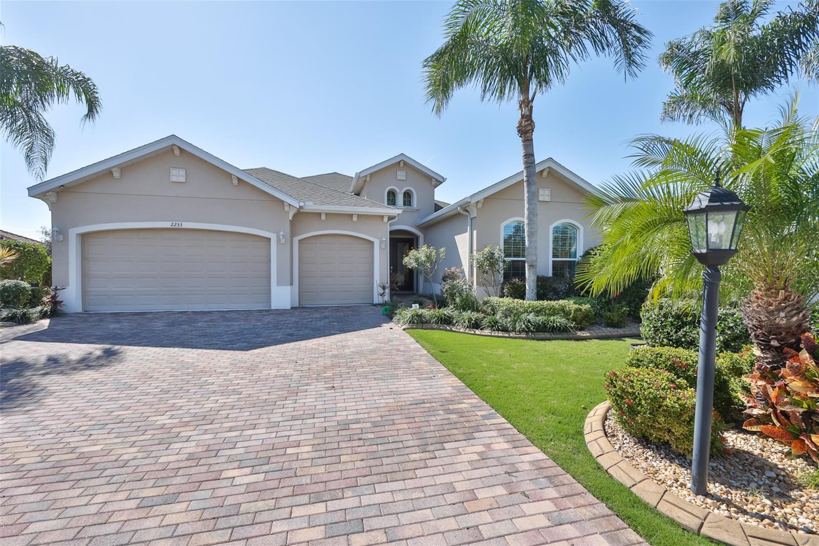 2233 S PEBBLE BEACH BLVD, SUN CITY CENTER, FL, 33573