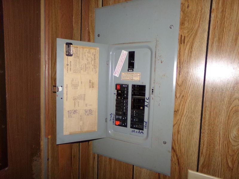 2753 DEMING LN, MARIANNA, FL, 32446