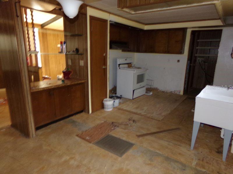 2753 DEMING LN, MARIANNA, FL, 32446