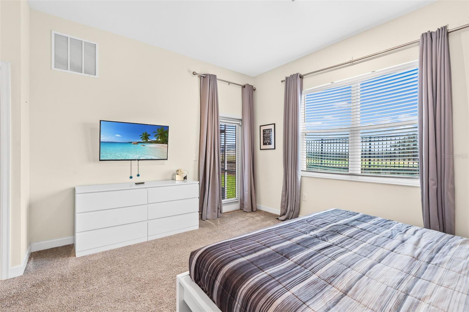 547 OCEAN COURSE AVE, DAVENPORT, FL, 33896