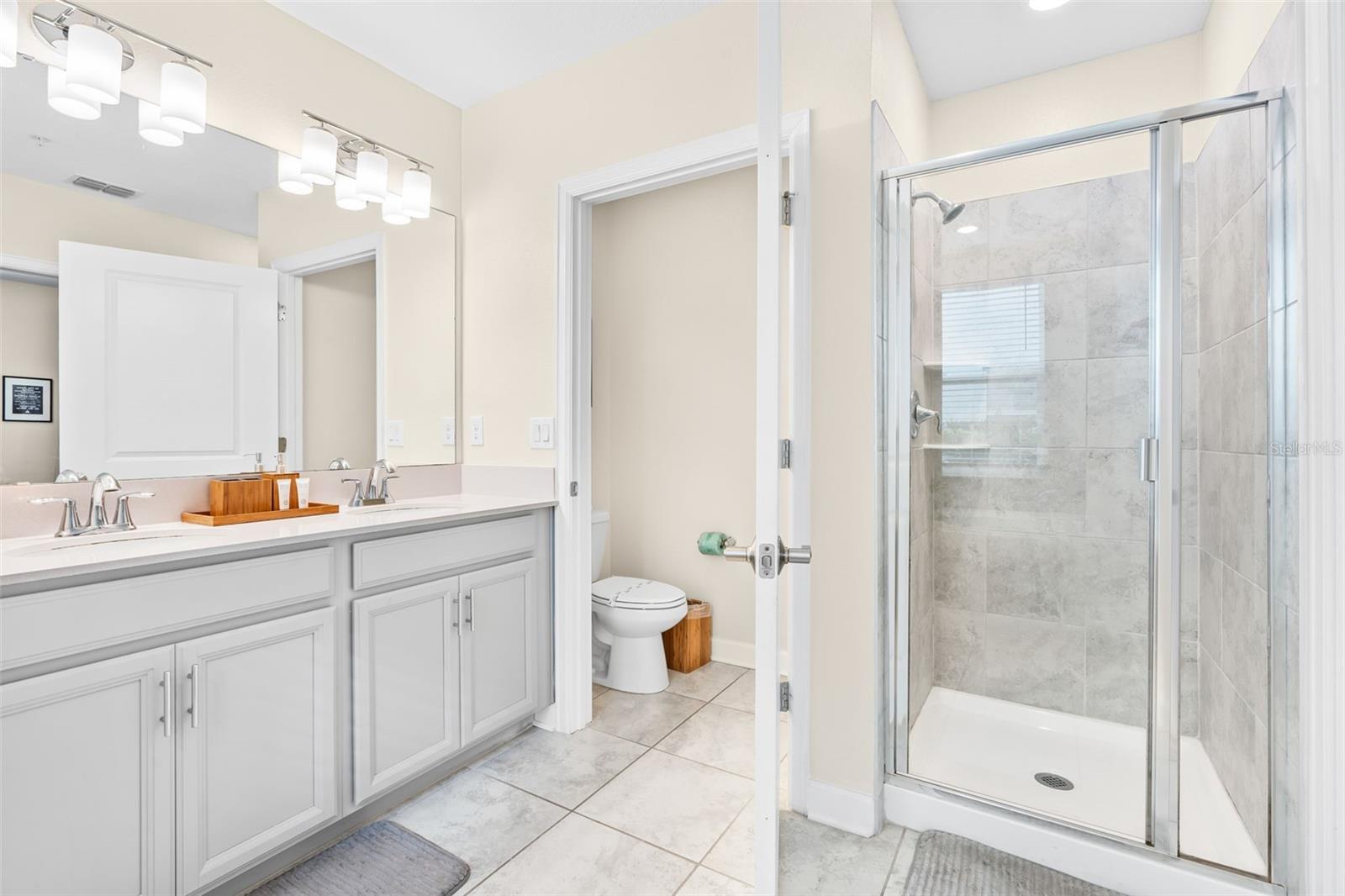 547 OCEAN COURSE AVE, DAVENPORT, FL, 33896