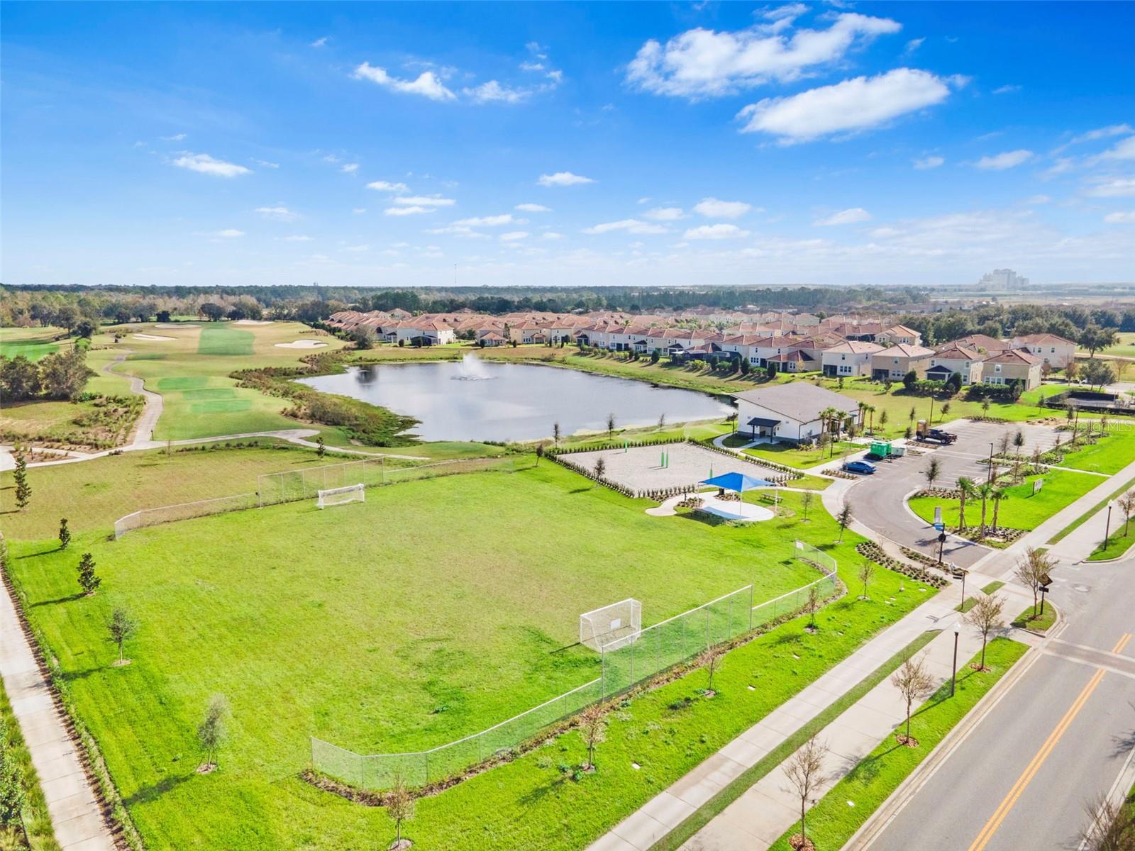 547 OCEAN COURSE AVE, DAVENPORT, FL, 33896