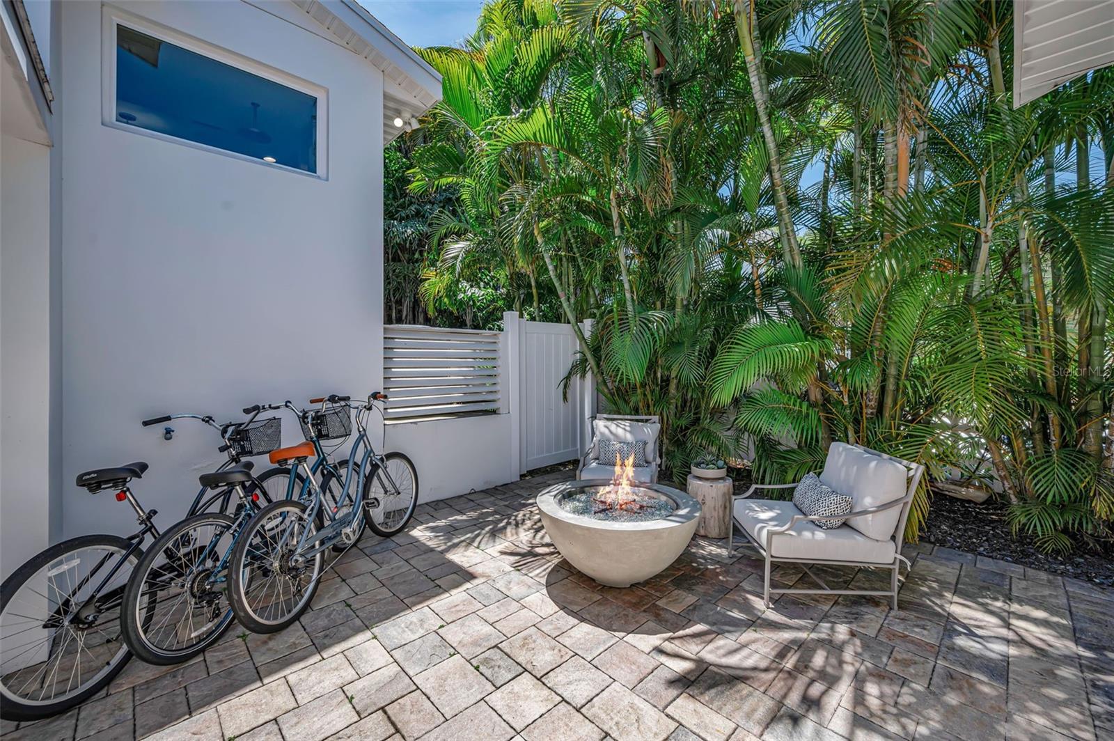 1710 BRIGHTWATERS BLVD NE, ST PETERSBURG, FL, 33704