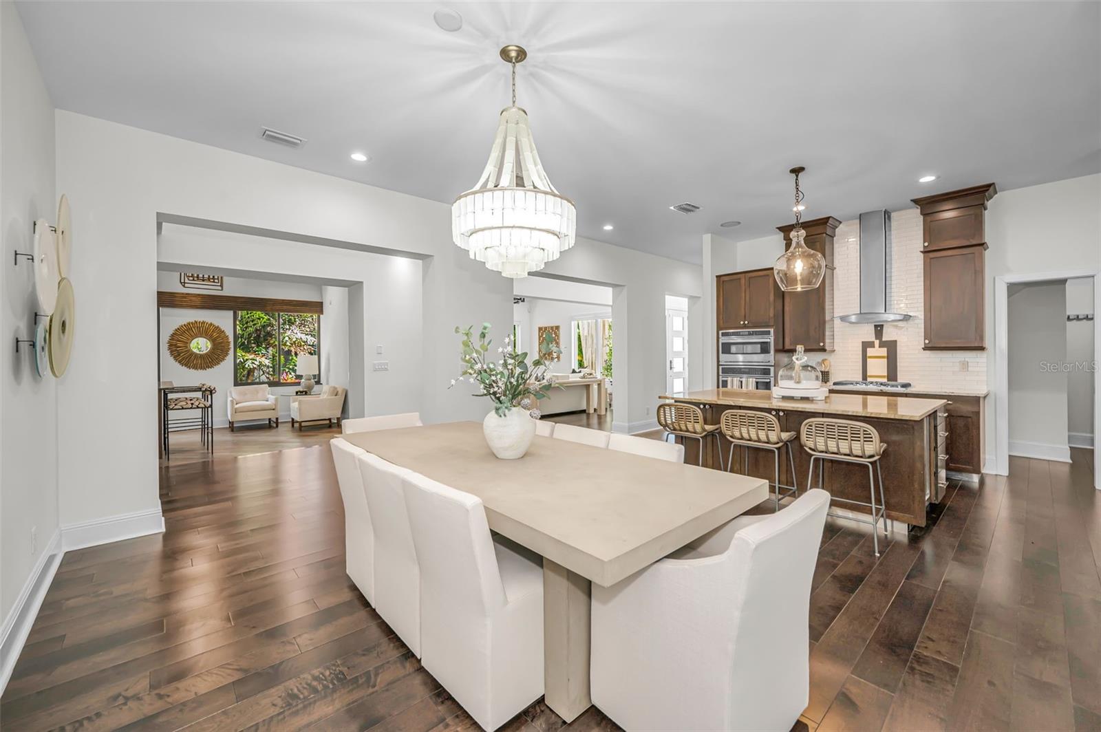 1710 BRIGHTWATERS BLVD NE, ST PETERSBURG, FL, 33704