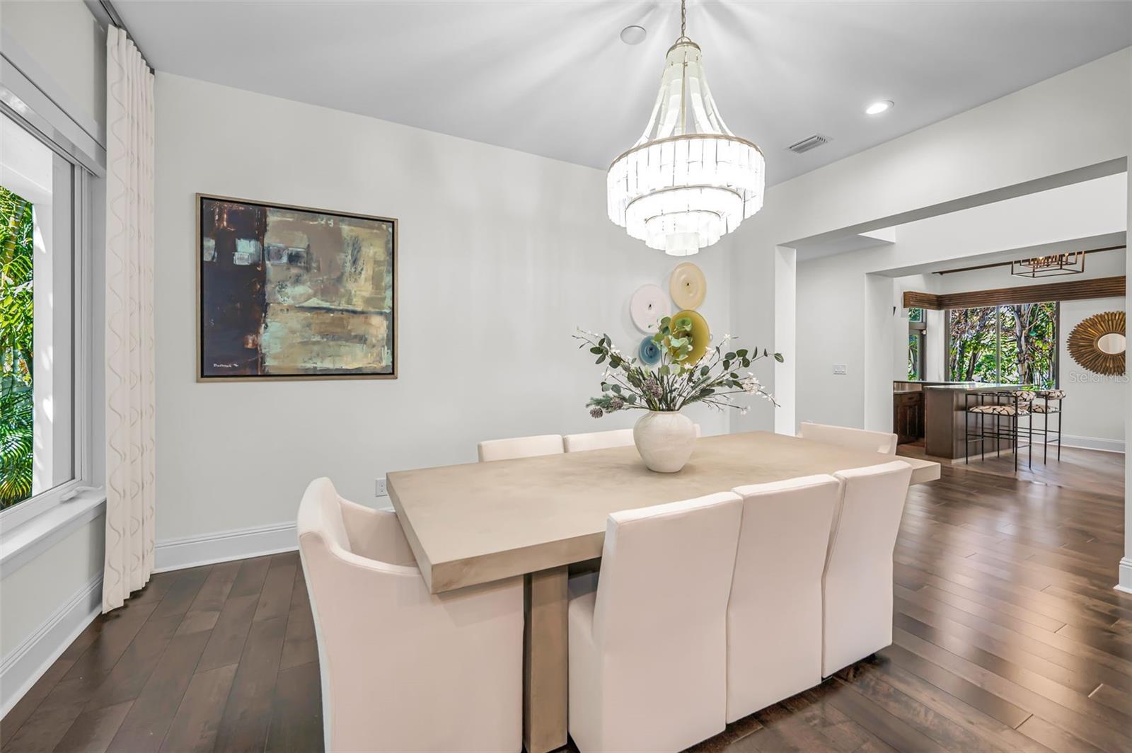 1710 BRIGHTWATERS BLVD NE, ST PETERSBURG, FL, 33704