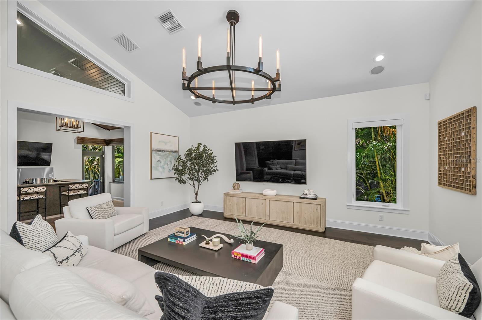 1710 BRIGHTWATERS BLVD NE, ST PETERSBURG, FL, 33704