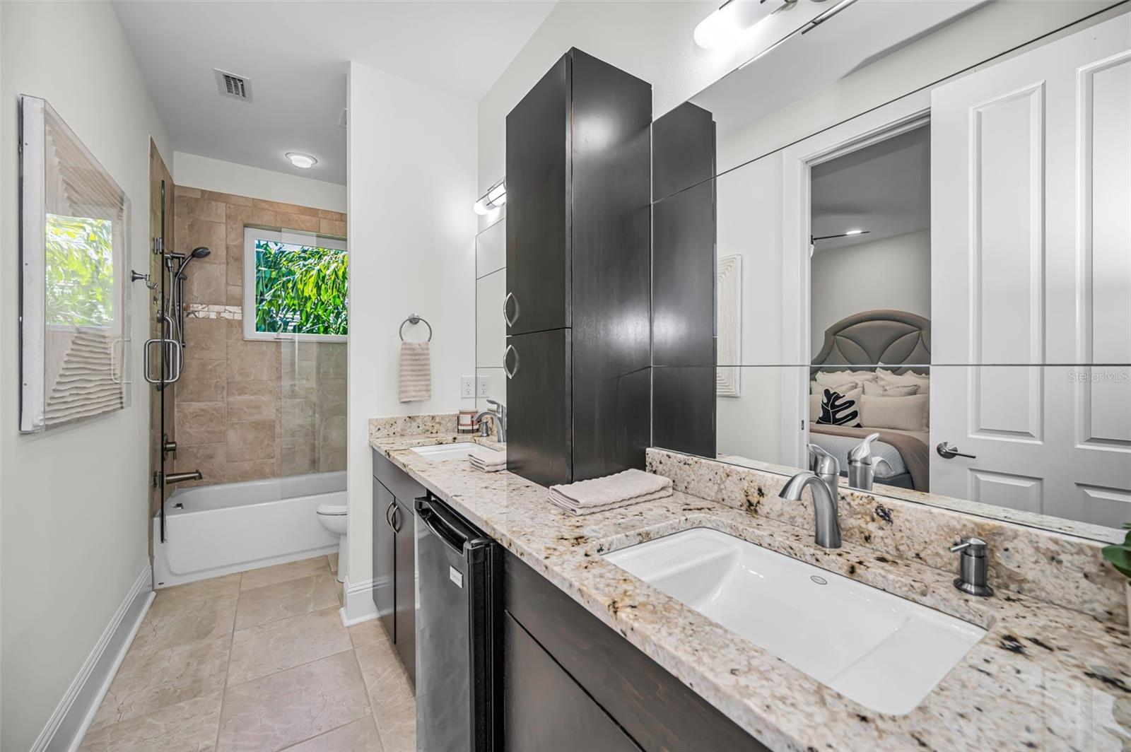 1710 BRIGHTWATERS BLVD NE, ST PETERSBURG, FL, 33704