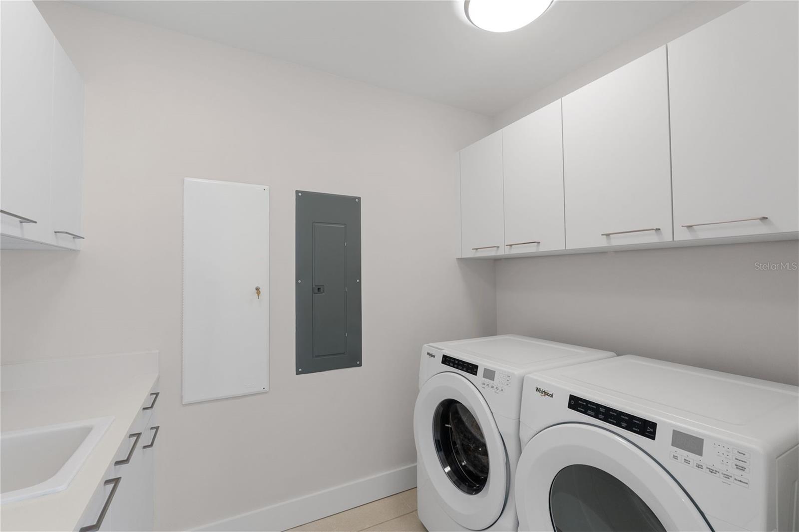 Laundry & Storage Center