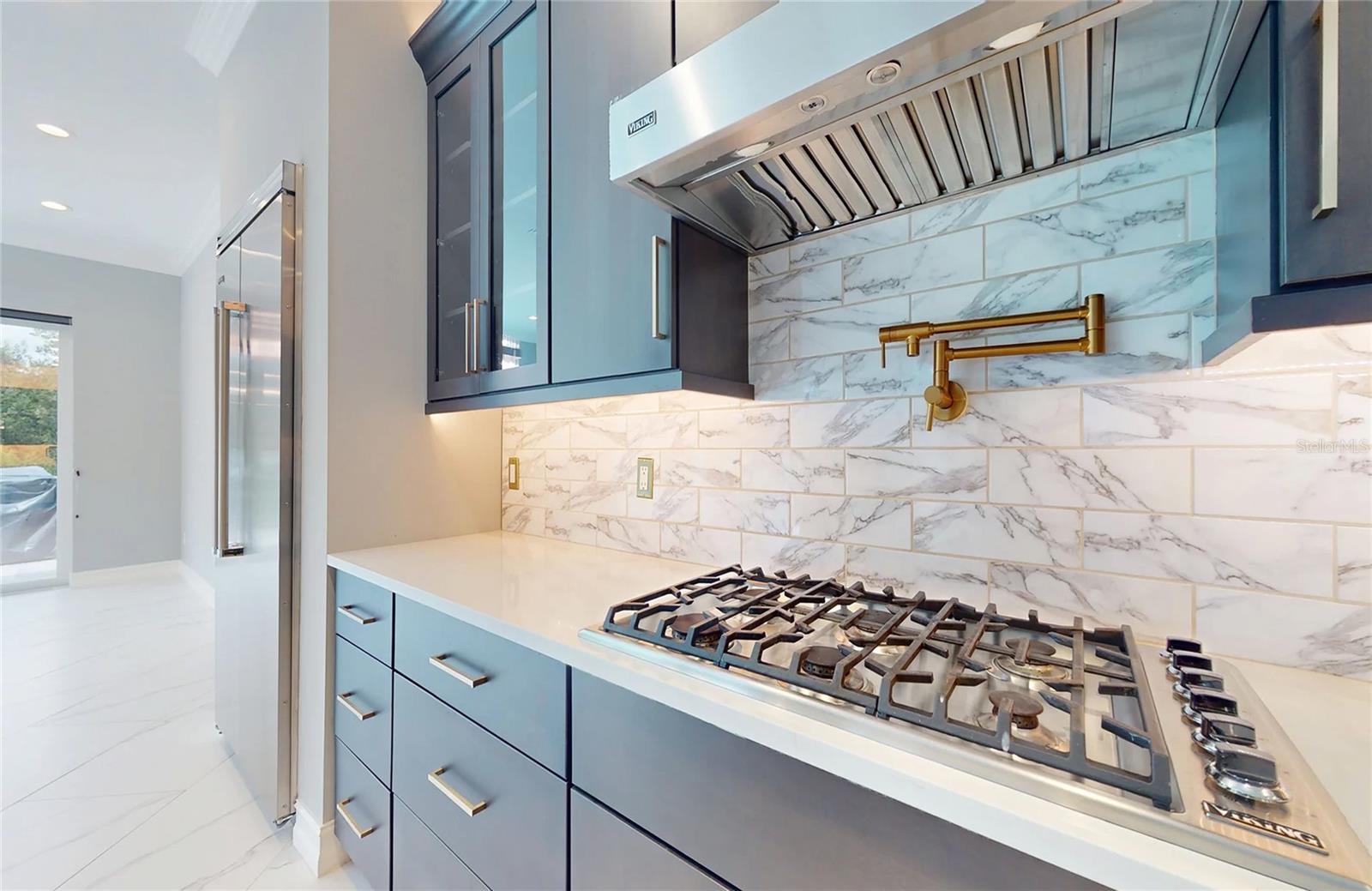 5951 BAY DR, GULFPORT, FL, 33707