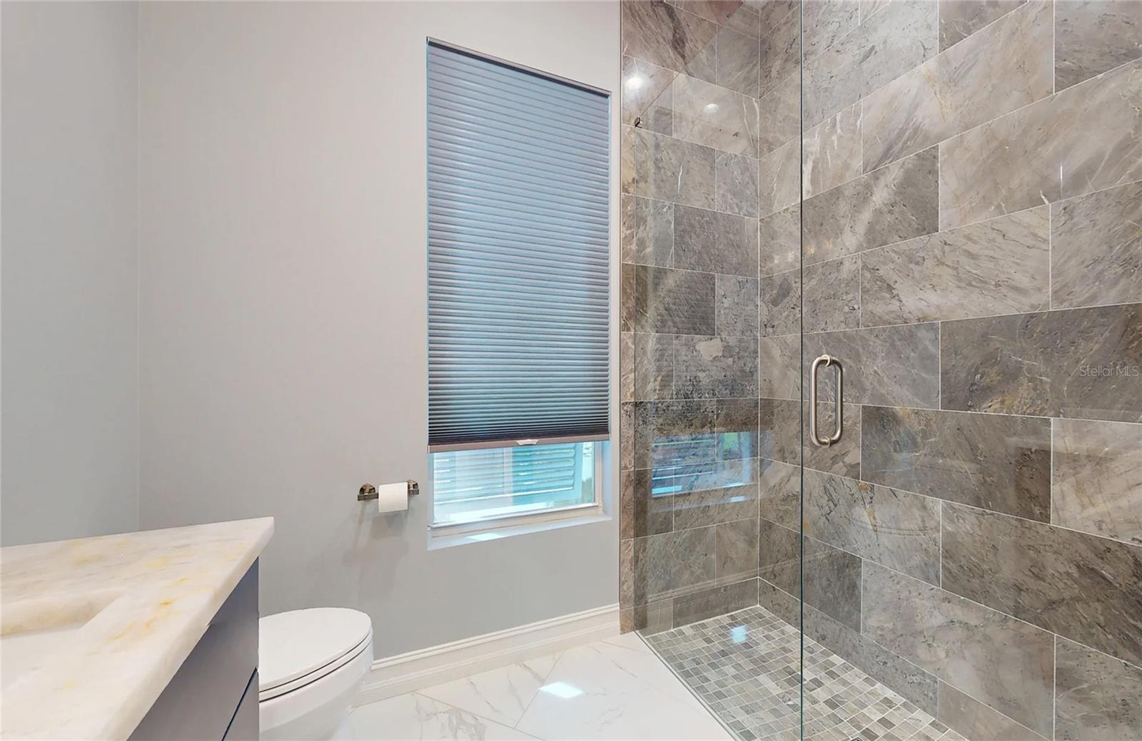 5951 BAY DR, GULFPORT, FL, 33707