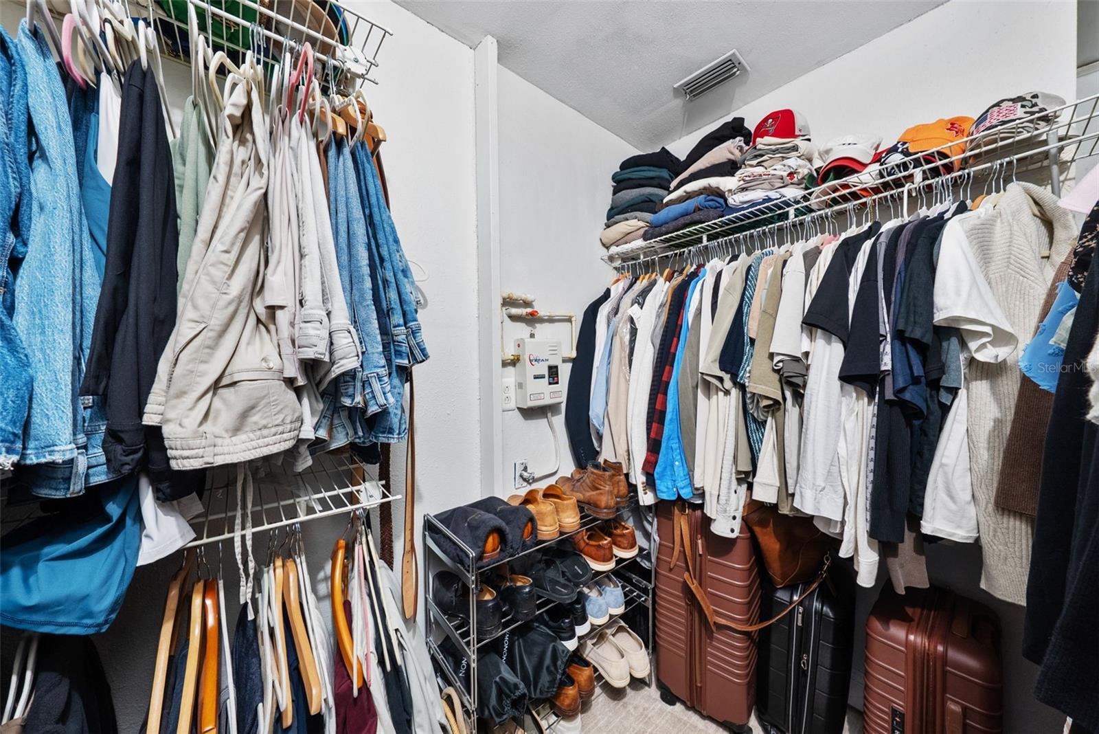 3801 S LYNWOOD AVE, TAMPA, FL, 33611