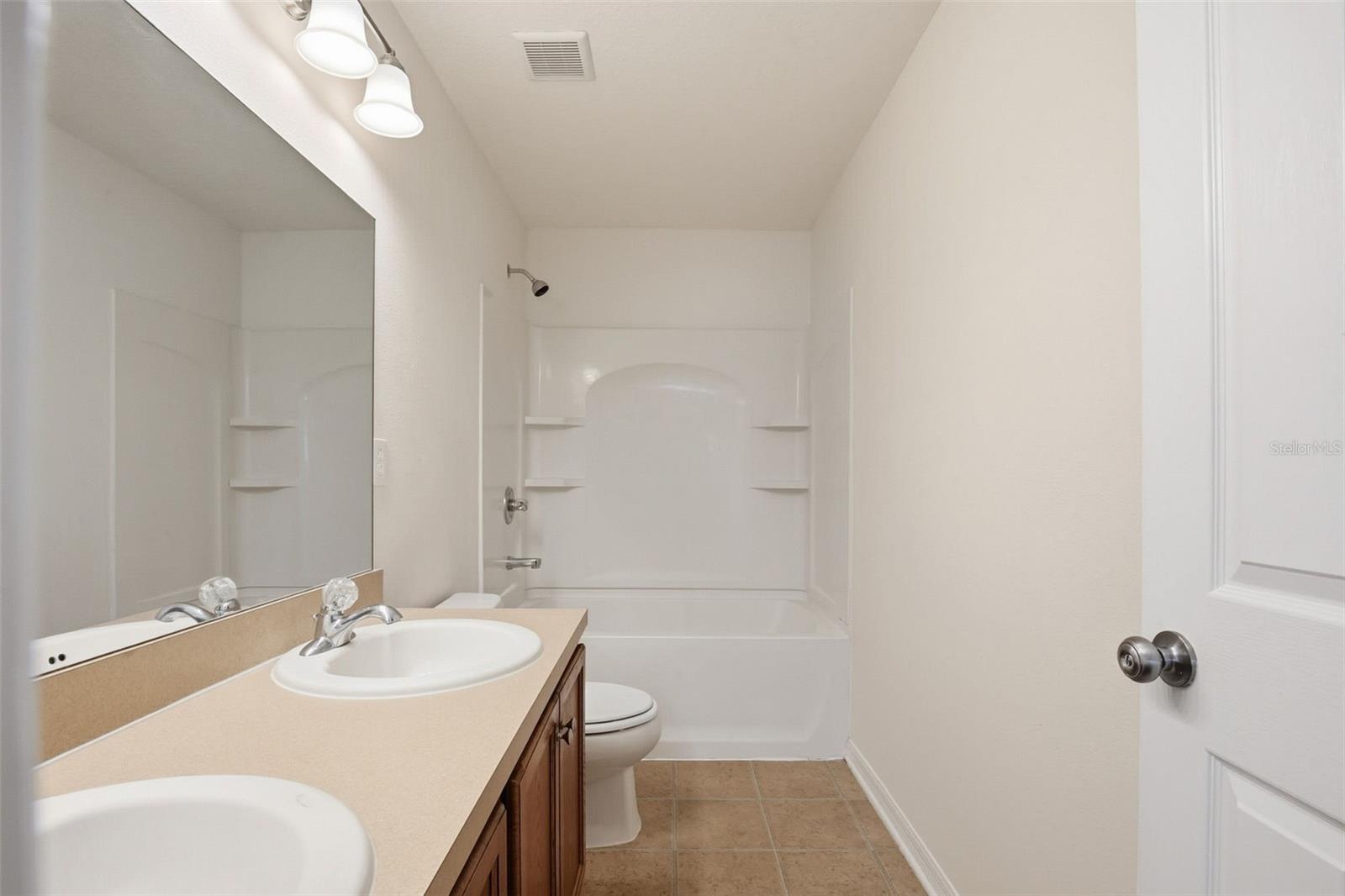 6339 CHERRY BLOSSOM TRL, GIBSONTON, FL, 33534