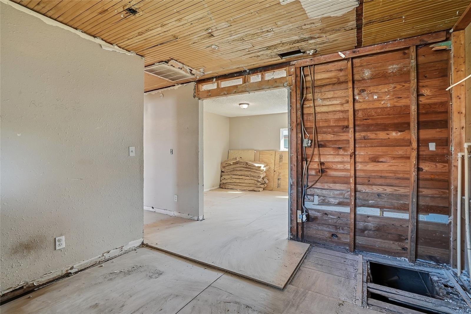 1712 E FAIRBANKS ST, TAMPA, FL, 33604