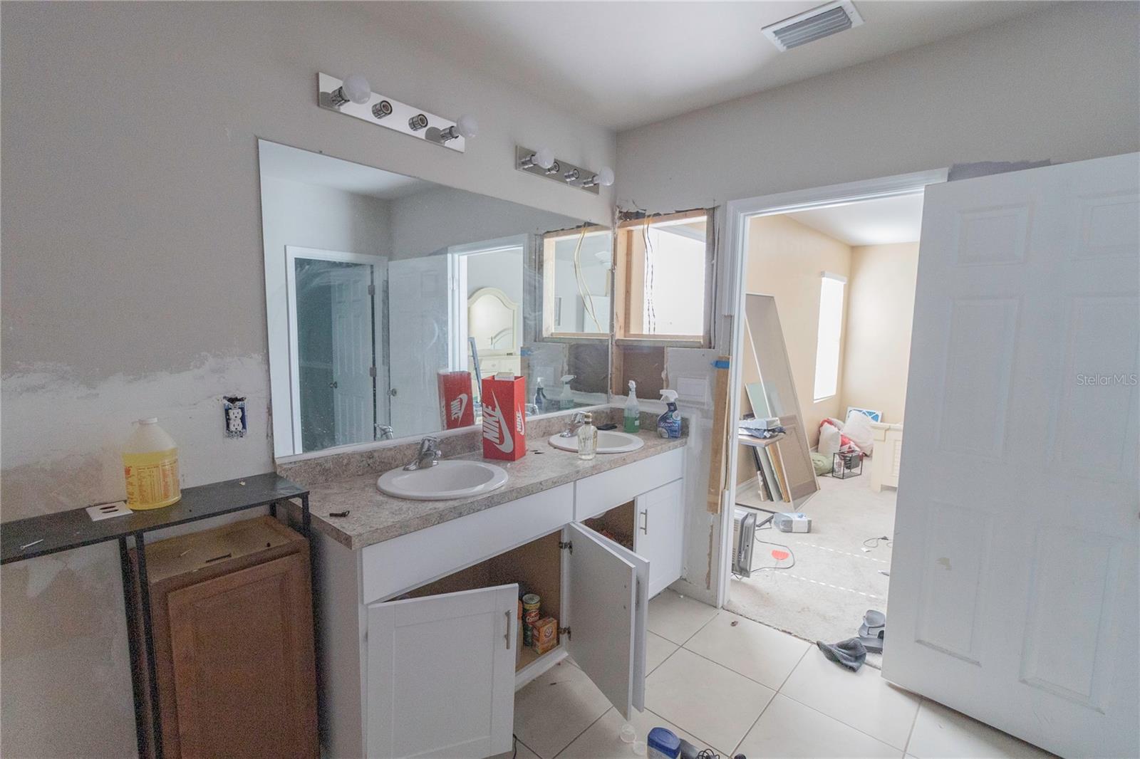 1421 OREGON LN, NORTH PORT, FL, 34286